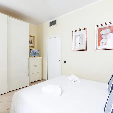 Hostly-Volturno Suite Apartment-Center Of Roma Esterno foto