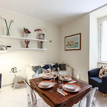 Hostly-Volturno Suite Apartment-Center Of Roma Esterno foto